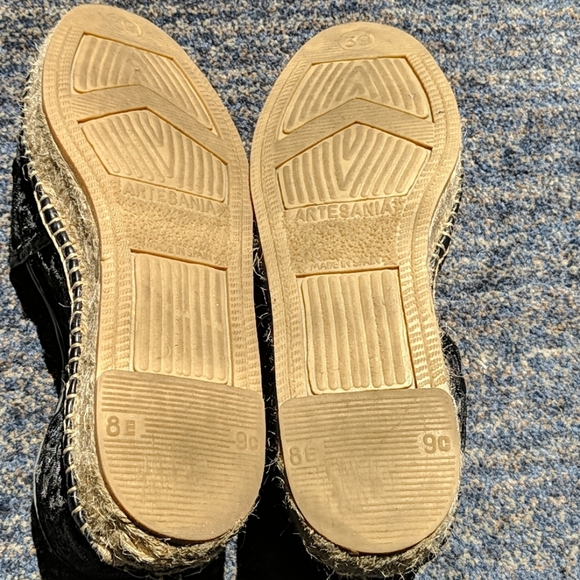 Black see thru lace espadrilles. Size 8 - Picture 5 of 5